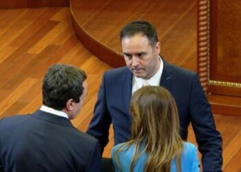 Dita e parafundit për Presidentin | Kurti me parti çohen nga gjumi me skenar të thurur për bllokadën tjetër për paralizim të institucioneve