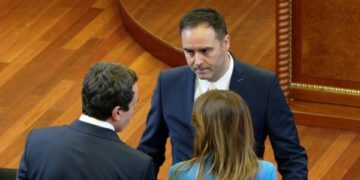 Dita e parafundit për Presidentin | Kurti me parti çohen nga gjumi me skenar të thurur për bllokadën tjetër për paralizim të institucioneve