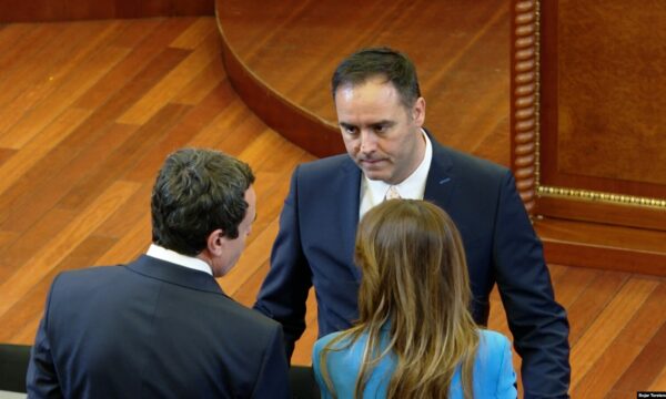 Dita e parafundit për Presidentin | Kurti me parti çohen nga gjumi me skenar të thurur për bllokadën tjetër për paralizim të institucioneve