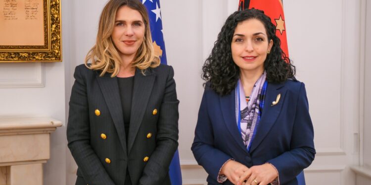 Përplasje VV–Presidencë për nënshkrimet e Vjosa Osmanit: Hollaj e quan “gënjeshtër” deklaratën e Nagavcit