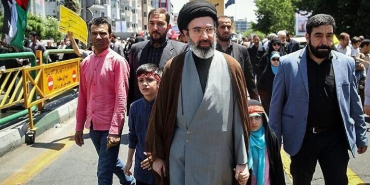 Mojtaba Khamenei raportohet se është zgjedhur Lider Suprem i Iranit