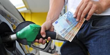 Oda Ekonomike e Kosovës kërkon masa fiskale për të ndaluar rritjen e çmimeve të naftës