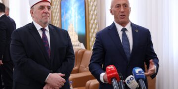Haradinaj uron Fitër Bajramin: Thirrje për më shumë paqe dhe solidaritet