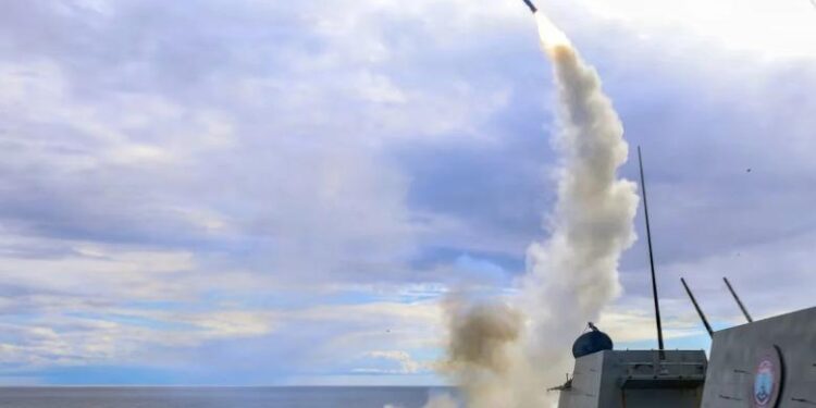 Arsenali ushtarak: Irani, SHBA-ja dhe Izraeli