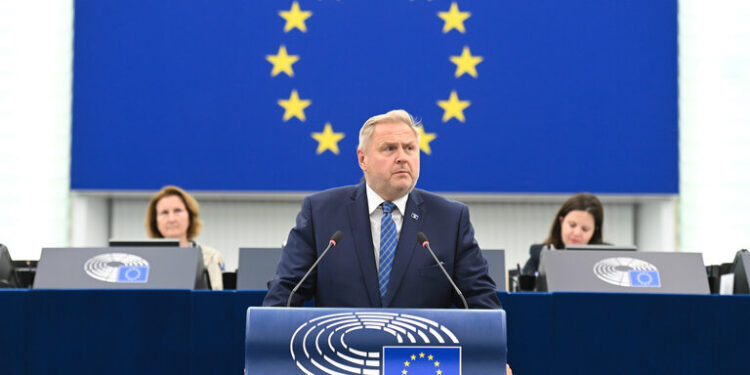 Terras i zhgënjyer: Moszgjedhja e Presidentit, prapakthim serioz dhe burim i pasigurisë politike