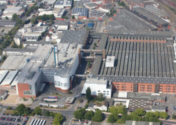 Nga makinat te mbrojtja ajrore, Volkswagen drejt “Kupolës së Hekurt”