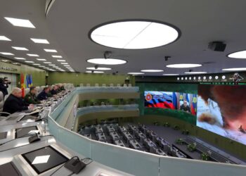 WSJ: Rusia ndihmon Iranin me të dhëna sekrete dhe taktika dronësh kundër SHBA-së