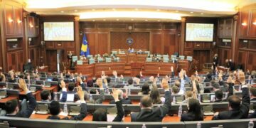 Miratohet projektligji për çmimet tavan – çfarë ndryshon për qytetarët?