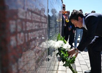 Kurti përkujton masakrat e 19 prillit 1999: Serbia ende mohon krimet dhe fsheh të zhdukurit