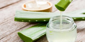 Xheli i Aloe Verës, zgjidhje natyrale për një lëkurë të shëndetshme dhe të hidratuar