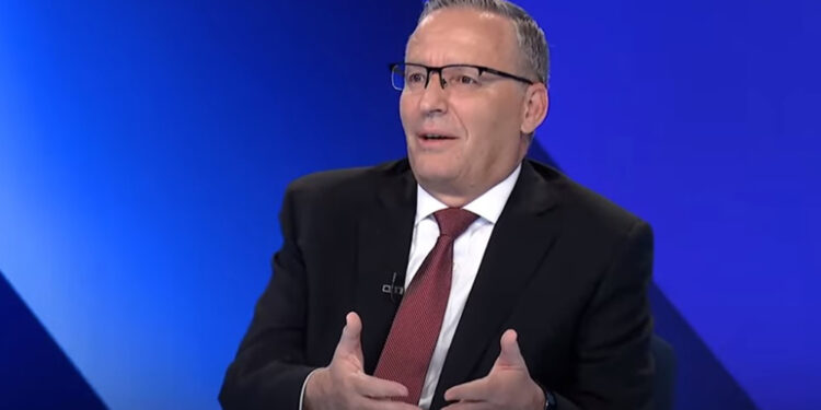 “Hamza në Ditën e Kushtetutës: PDK e përkushtuar për mbrojtjen e aktit më të lartë juridik