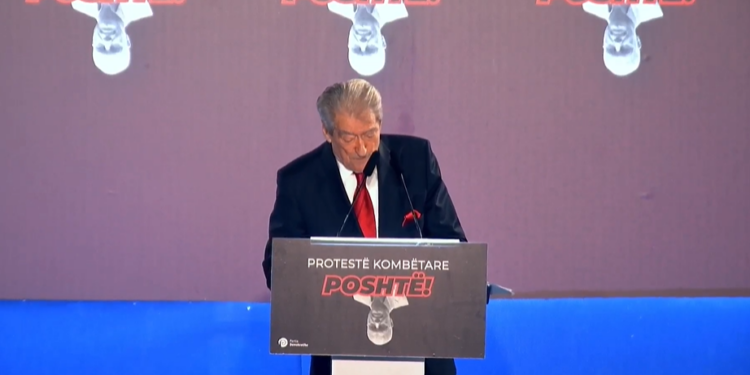 Protesta e PD në Tiranë, Berisha rikthen fjalimet dhe akuzon Ramën