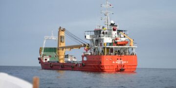 Bllokada ndaj Iranit rrezikon ekonominë globale: Ekspertët e cilësojnë “akt lufte”