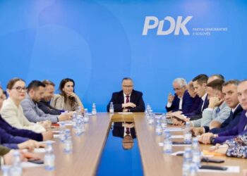 Tension politik në vend: PDK mbledh Këshillin Drejtues, pritet qëndrim vendimtar