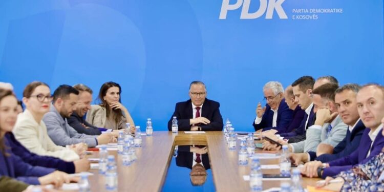 Tension politik në vend: PDK mbledh Këshillin Drejtues, pritet qëndrim vendimtar