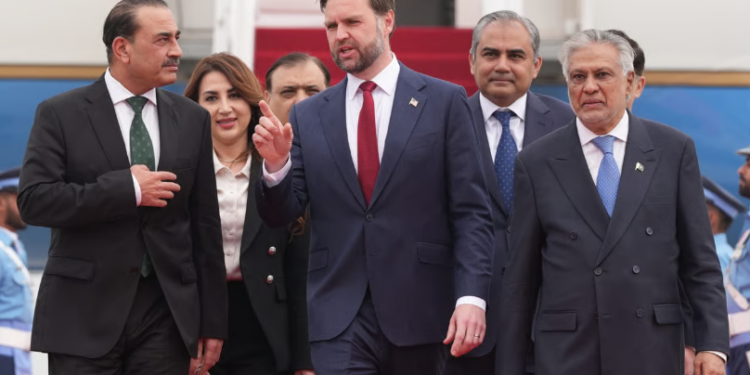 SHBA dhe Irani nisin bisedimet për paqe në Pakistan mes tensioneve dhe armëpushimit të brishtë