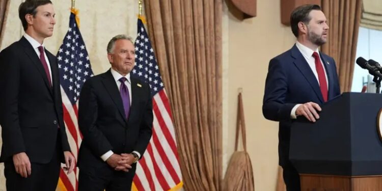 Vance: Irani duhet të garantojë se nuk do të zhvillojë armë bërthamore, SHBA mban qëndrim të fortë