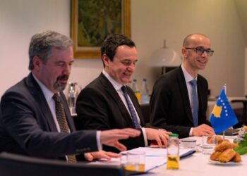 Kryeministri Kurti emëroi ambasadorin Bajrami kryenegociator në dialogun Kosovë–Serbi