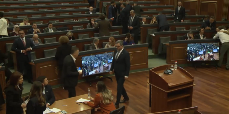 Dështon zgjedhja e gjyqtarëve të Kushtetueses, Kuvendi nuk siguron votat e nevojshme