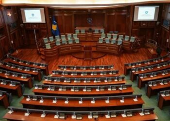 LVV braktis Kuvendin pas pauzës, nis seanca për çmimet e naftës