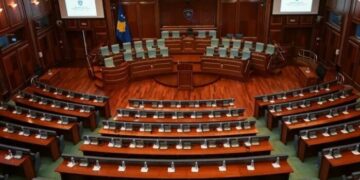 LVV braktis Kuvendin pas pauzës, nis seanca për çmimet e naftës