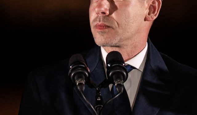 Kush është Péter Magyar? Ish-besniku i Orbánit që përmbysi regjimin pas 16 vitesh