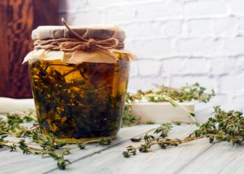 Trumza në vaj ulliri – ilaçi i vjetër që nuk del kurrë nga moda