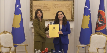 Osmani largohet nga Presidenca pas 5 vitesh, Haxhiu merr detyrën si ushtruese e presidentes