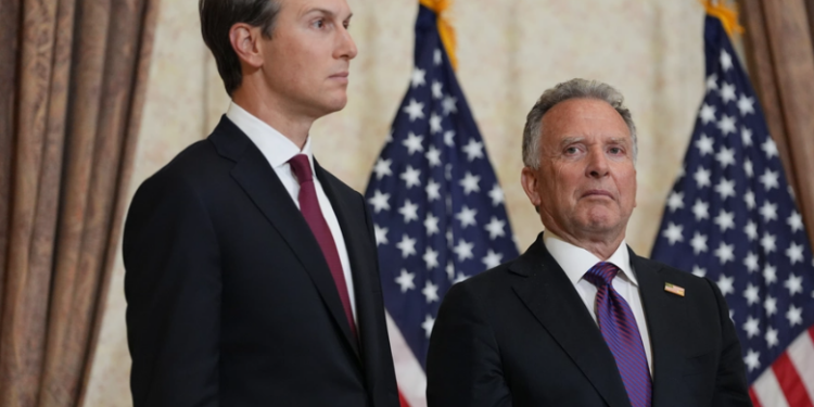 Kushner dhe Witkoff rifillojnë negociatat me Iranin në Pakistan, pa pjesëmarrjen e Vance