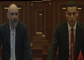 Përplasje në Kuvend: Gruda i PDK-së akuzon Abrashin për “gjuhë rruge” mbi financimin me haraç