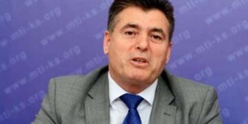 “Bahtiri mes lapsuseve: ‘Zgjedhje’ në vend të ‘zgjidhje’ – opozitës: mos rrini nëpër skuta!”