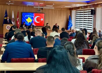 Ambasadori Turk në UHZ Pejë, fokus në thellimin e bashkëpunimit akademik dhe ndërkombëtar