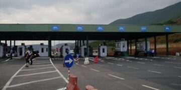 Kapet në kufirin e Shqipërisë një maqedonas në kërkim ndërkombëtar për drogë
