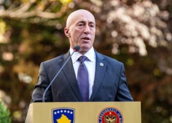 E fortë nga Haradinaj: “Kurti po e shfrytëzon këtë kohë për të kapur shtetin”