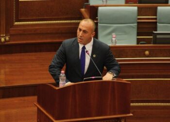 Përplasje në Kuvend: Haradinaj i ashpër ndaj Kurtit, Haxhiu ia ndërpret fjalën