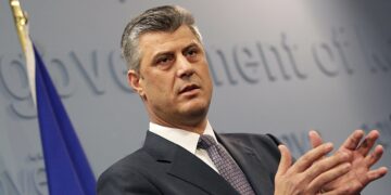 Thaçi nga Haga me mesazh për politikanët: Interesat e qytetarëve mbi ato partiake.