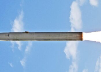 SHBA aktivizon raketën hipersonike “Dark Eagle”, armë strategjike për goditje të shpejta globale