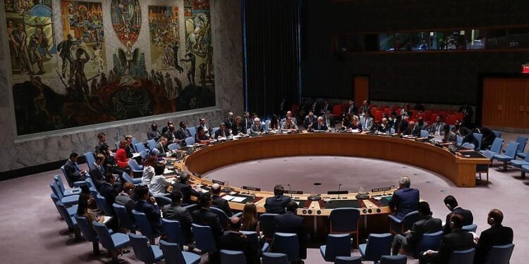 OKB drejt vendimit për Hormuzin, në lojë kalimi i lirë global