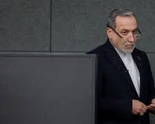 Araghchi rikthehet në Pakistan, bisedimet SHBA–Iran mbeten në mjegull