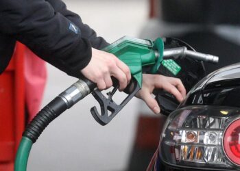 Alarm për çmimet: Nafta në 1.88 €, rritja pa ndalje