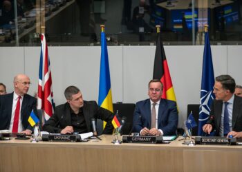 NATO rrit ndihmën për Ukrainën: 120 mijë dronë dhe raketa Patriot në fokus