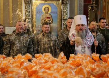 Armëpushim për Pashkët ortodokse, Rusia dhe Ukraina ndalin përkohësisht luftimet