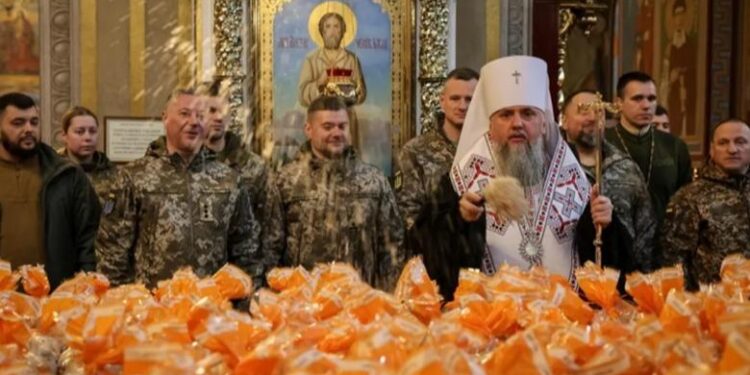 Armëpushim për Pashkët ortodokse, Rusia dhe Ukraina ndalin përkohësisht luftimet