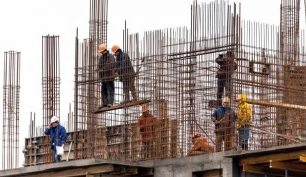 Tragjedi në Gjakovë: punëtori vdes në vendin e punës, një person në pranga