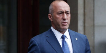 “Haradinaj: Kushtetuta sot mund të mbrohet vetëm nga sovrani”