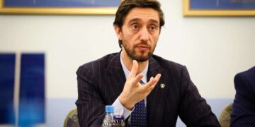 Uran Ismaili për 16 eurot e Albin Kurtit: “Manipulim i varfërisë”