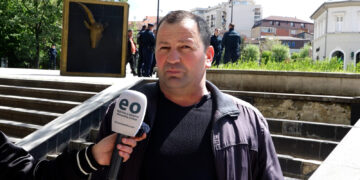 Punëtorët e sektorit privat: “Muaji nuk po del me këto paga”.