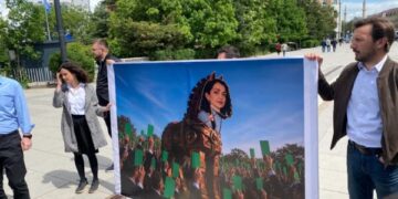 “PSD me aksion ‘bombë’: Molliqaj – ‘Mashtrim i madh, Osmani s’është kthyer në LDK, po e përdor për pozitë”