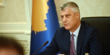 “Intervista e Thaçit transmetohet sonte, përgjigjet e shkruara nga vetë ai”.