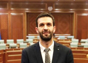 “Skandal me ndarjen e fondeve: Rrahmani – OJQ-të serbe morën qindra mijëra euro, OVL-UÇK zero”.